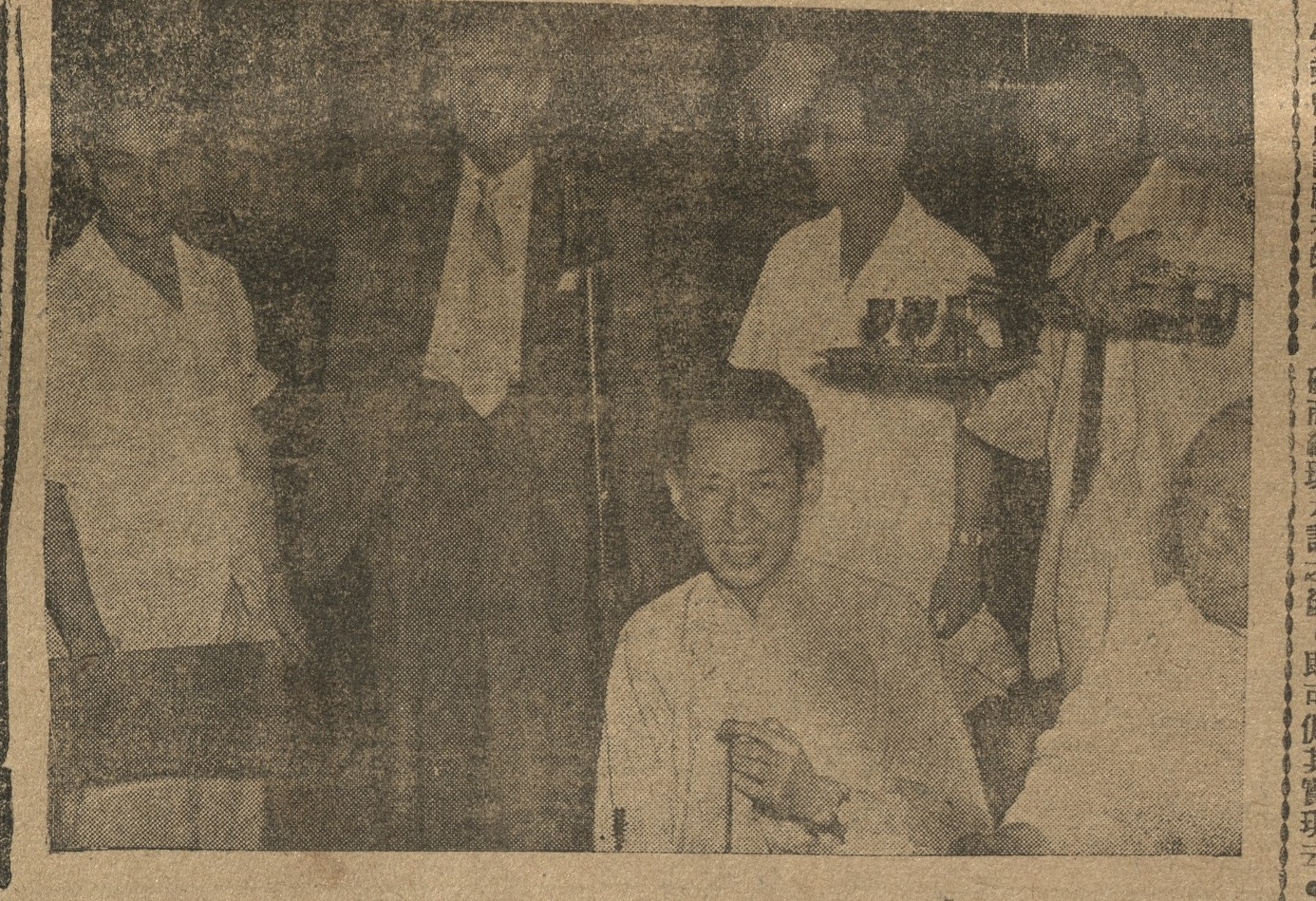 output_amusementnews19540527_001_1